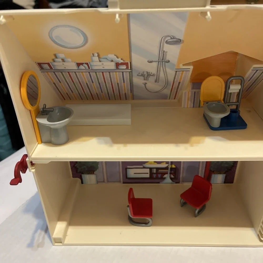 Playmobil Dollhouse 2005 Folding Take Along Play House w/People And‎ Accessories